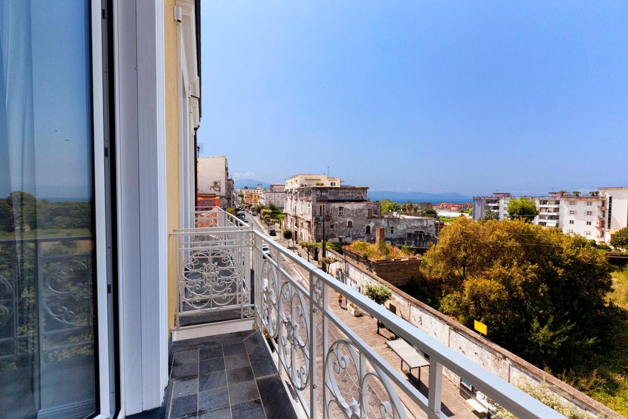 Vesuvius Palace Aparthotel 에르콜라노 외부 사진