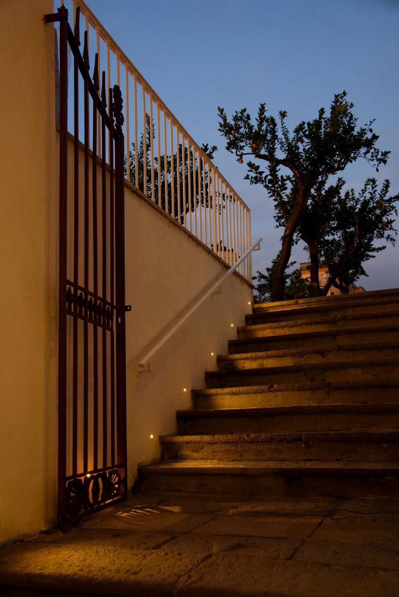 Vesuvius Palace Aparthotel 에르콜라노 외부 사진